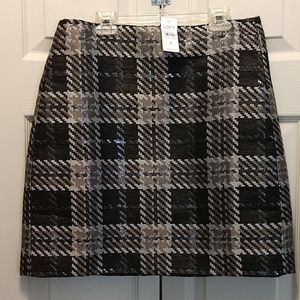 New Black and grey plaid Loft skirt